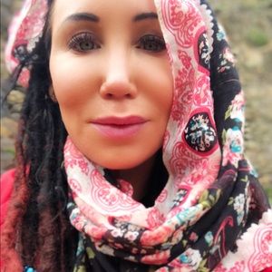 Meet your Posher, Angelique